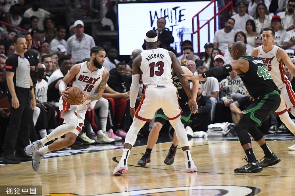 以对阵湖人 以对阵湖人