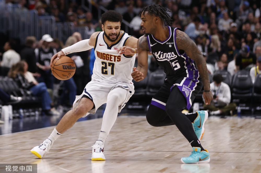 在这个特殊 在这个特殊